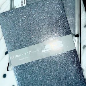 Mac book air 13 inch hard shell brand new!!!